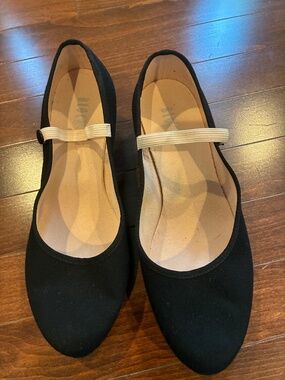 Bloch Character Shoes